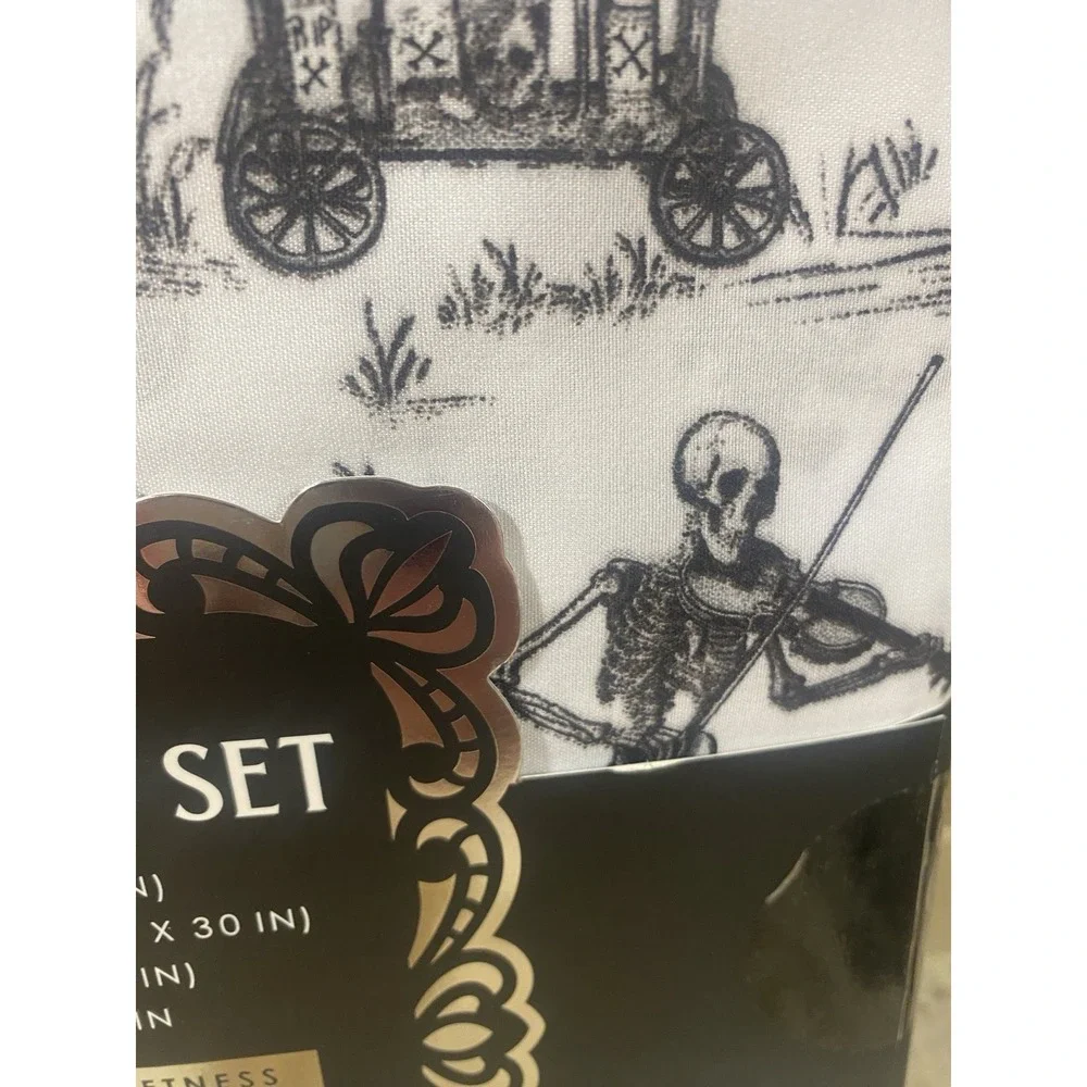 Madame Bones Queen Sheet Set 4pc Skeleton Toile Black White Spooky Halloween NEW